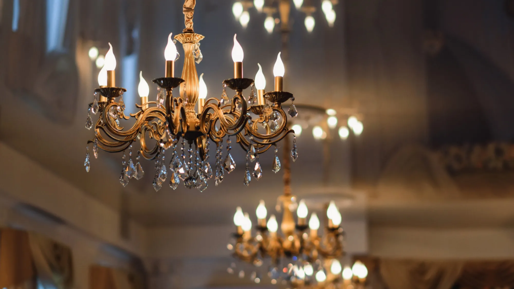 لوستر دایکاست چیست؟