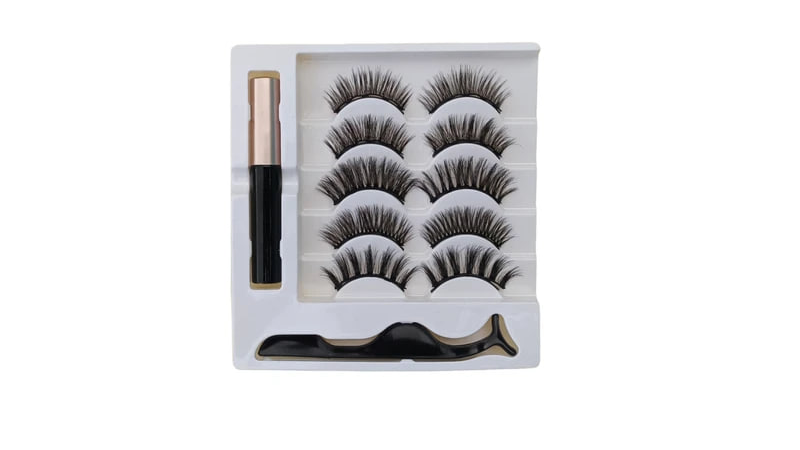 ترفند آرایش سریع با مژه مگنتی