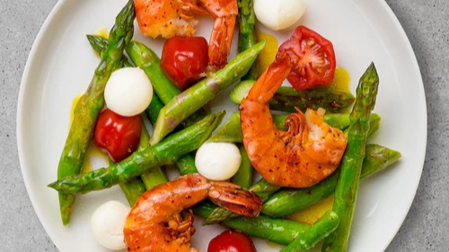 سالاد مارچوبه و میگوی چابهار