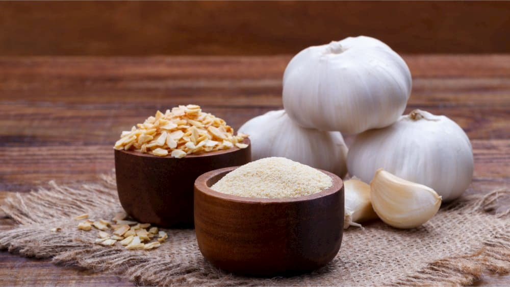 پودر سیر؛ پادشاه ادویه‌ها در آشپزخانه | هر آنچه باید بدانید