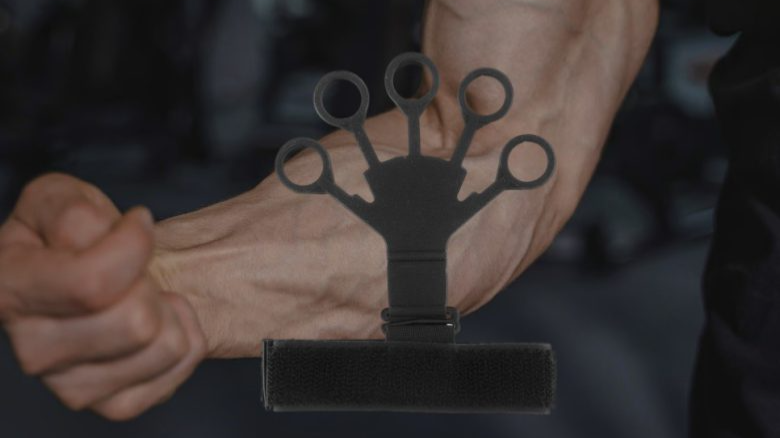 کش تقویت انگشت؛ بهترین وسیله برای تقویت مچ و انگشتان دست