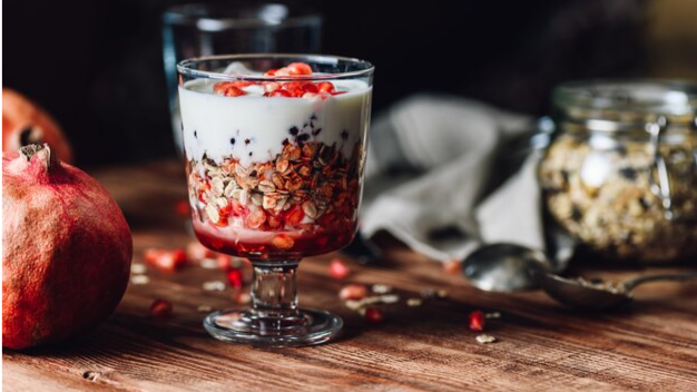 دسر ماست و انار با عسل[راهنمای کامل]