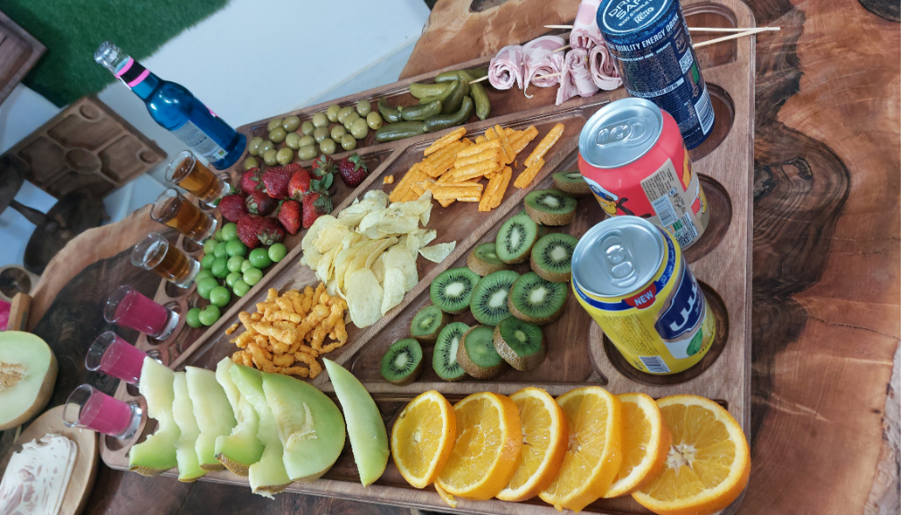 میز بار و میز مزه چوبی
