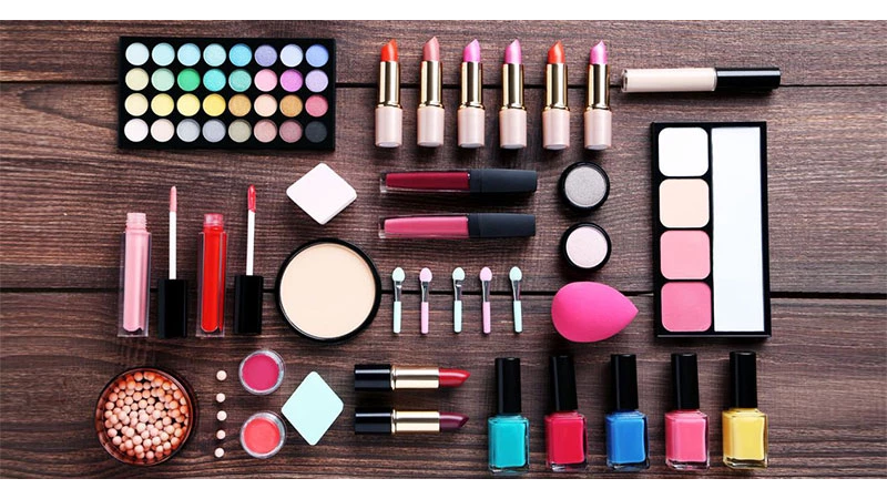 نرم افزار حسابداری لوازم آرایشی و بهداشتی دشت همکاران سیستم