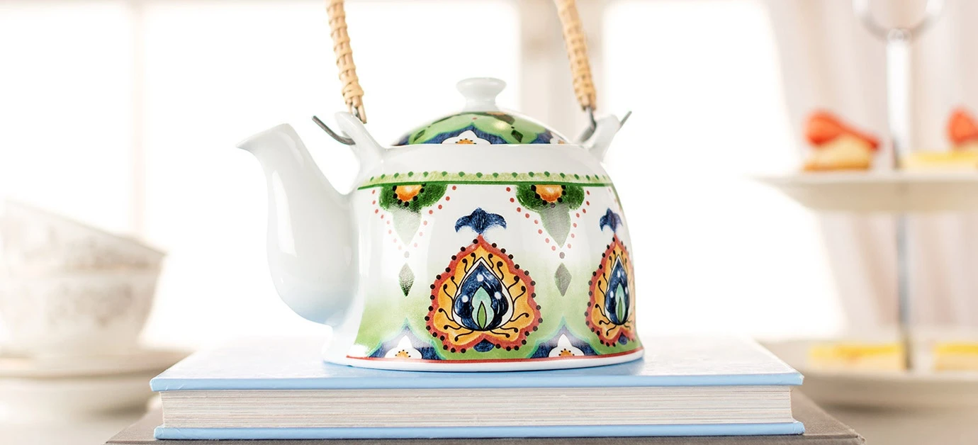 چگونه از قوری چینی استفاده کنیم؟