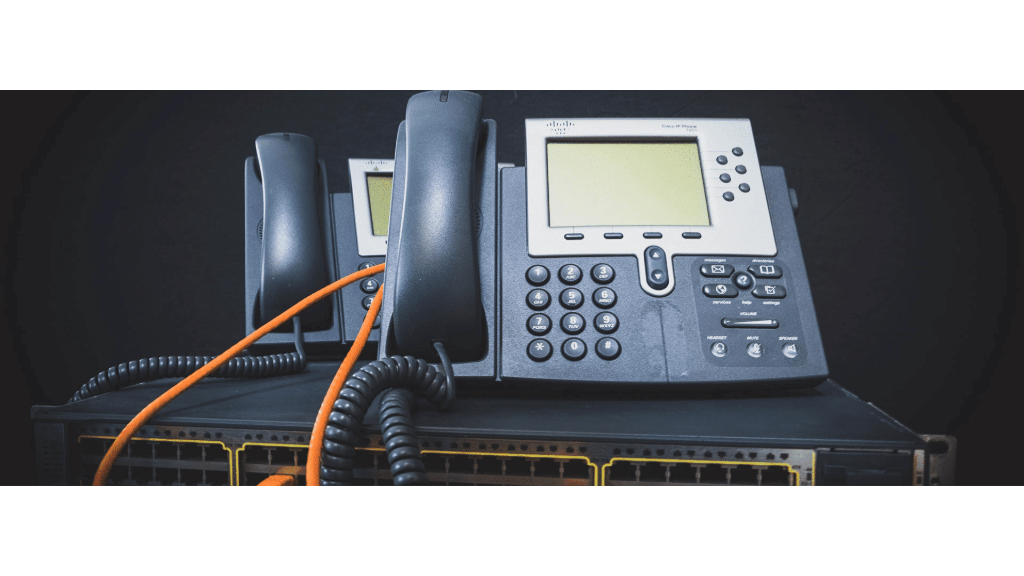 مقایسه ویژگی‌های تلفن‌های ویپ گرنداستریم و یالینک