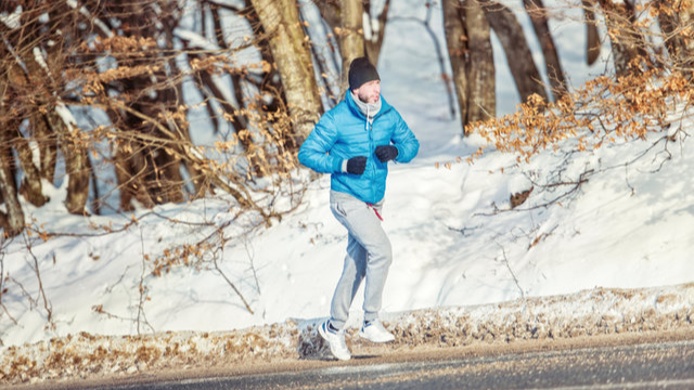چطور در سفر بدن‌ات را در فرم نگه داری (بدون باشگاه)