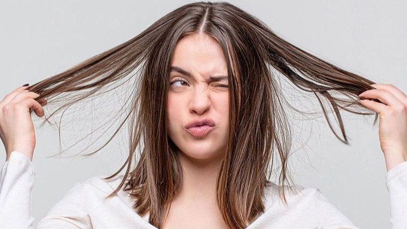محصولات تخصصی برای پوست سر چرب