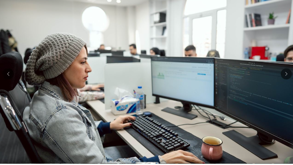 درباره لیاتیم .. پیشینه ما؛ یک قرن تجربه