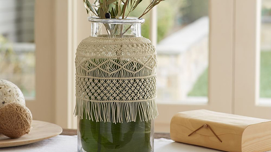 مکرومه بافی (Macrame)