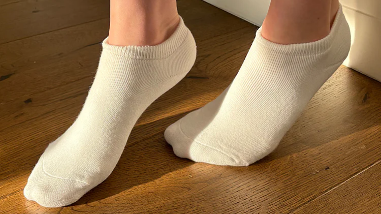 جنس جوراب ‌ها و ویژگی های آن ‌ها