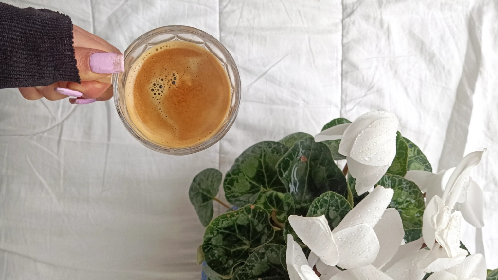 اسپرسوفوری و2 دقیقه وقت برای خودت♥️☕