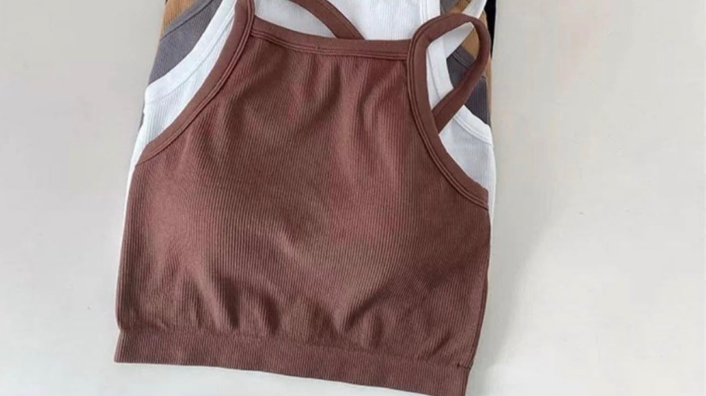 نیم تنه راحتی زنانه؛ شیکترین کراپ تاپ برای استایل روزمره