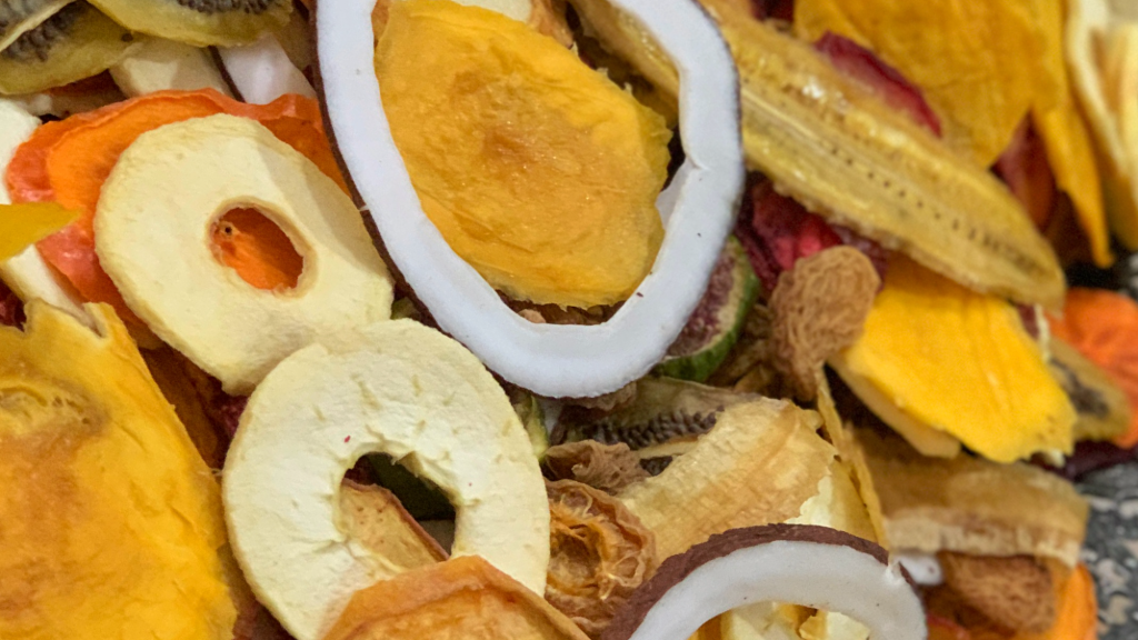 10 خاصیت شگفت‌انگیز میوه‌ خشک برای سلامتی