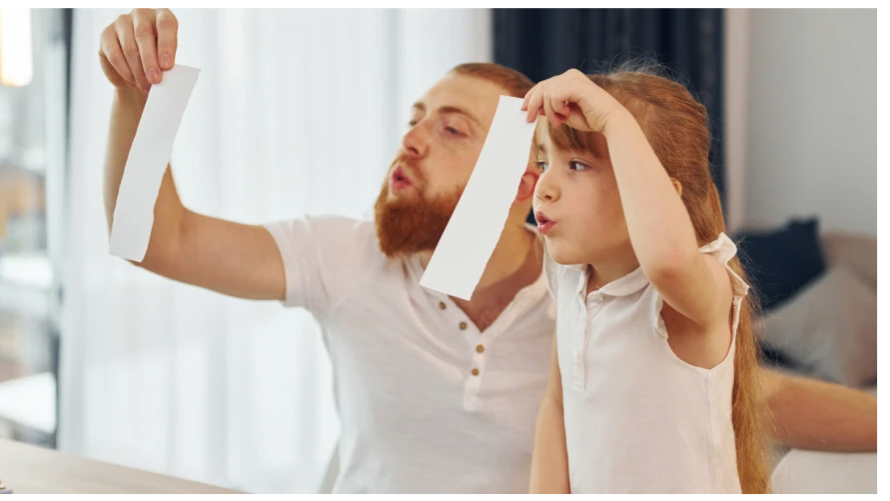 نبرد دستمال توالت: بالا یا پایین؟ مسئله این است!