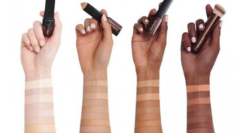 رنگ کرم پودر مناسب برای انواع پوست گندمی، سفید و سبزه