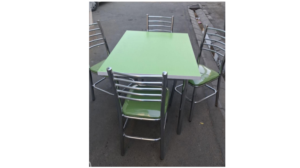 میز غذاخوری