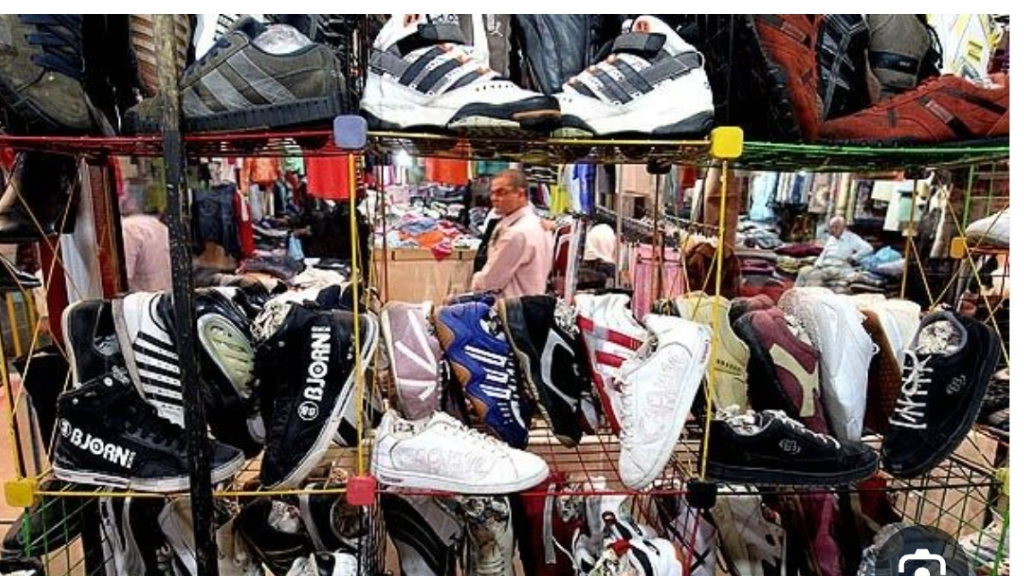 خرید کتونی اورجینال تاناکورا