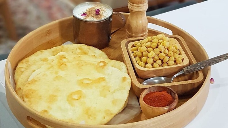 در مهاباد چه غذاهایی را امتحان کنیم و بخوریم؟
