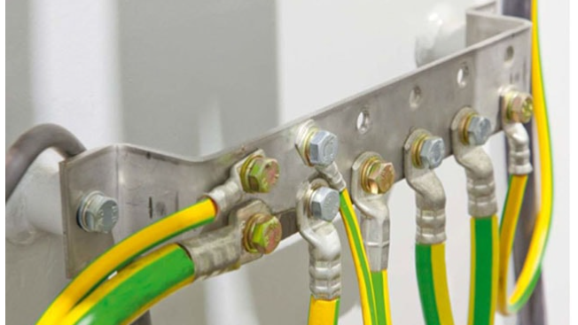 تست اختلاف بین نول و ارت با مولتی متر