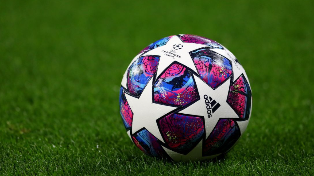 راهنمای خرید توپ فوتبال سایز 5 برای تمرین و مسابقه