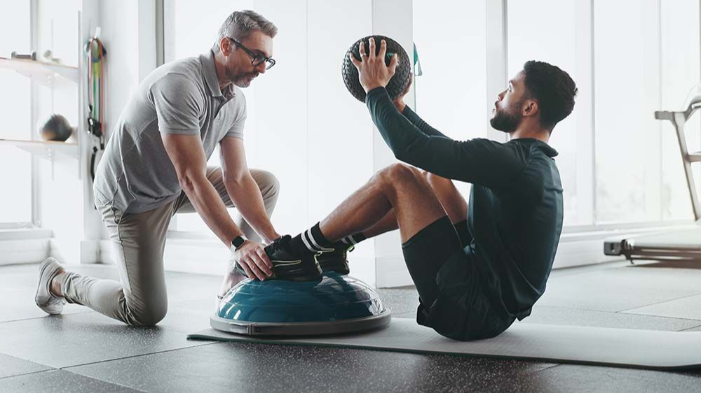 نقش تجهیزات توان‌بخشی و فیزیوتراپی در بازگشت به ورزش پس از آسیب