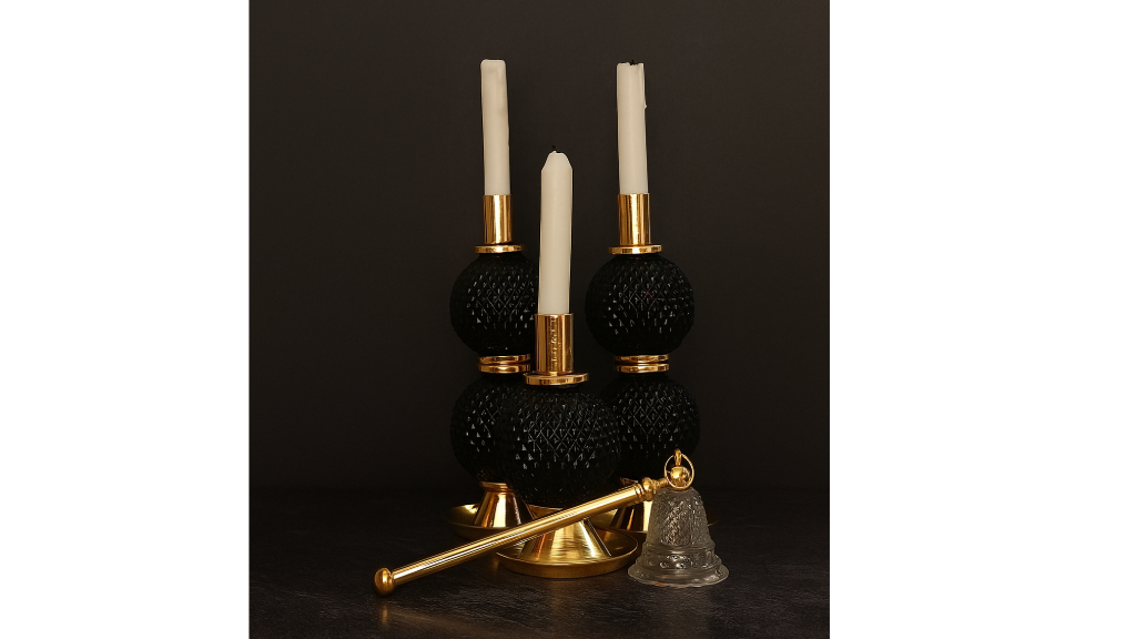 نقش شمعدان رومیزی در دکوراسیون مدرن و تأثیر آن بر زیبایی فضا