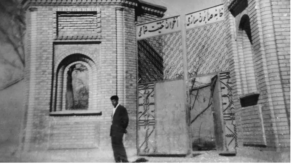 برند تراست (Trust) تولیدکننده‌ی محصولات آرایشی و بهداشتی