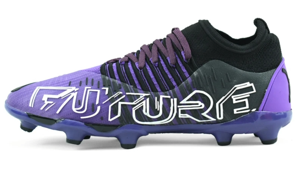 خرید کفش فوتبال
