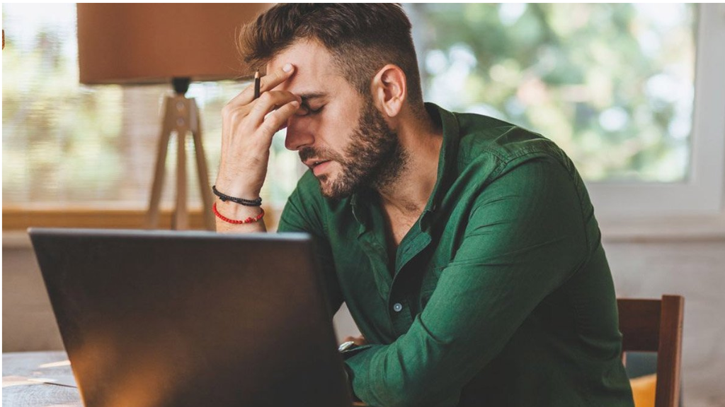 همه چیز درباره سوختن لپتاپ؛ از علائم تا علتها