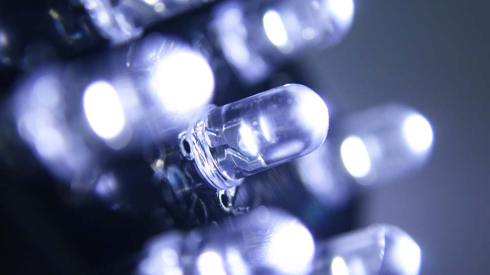 بازدهی نوری چیست و چه تفاوتی با اثربخشی نوری دارد؟