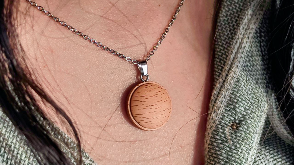 چوب در جواهرات ؛ از طبیعت تا مد