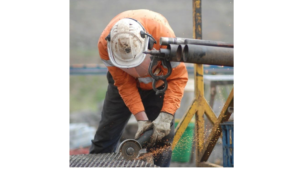 ایمنی انتخاب نیست : الزام است .