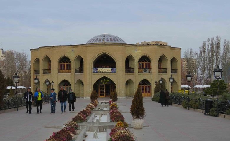 عمارت-ائل-گلی.jpg