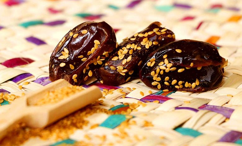 سوغات بوشهر چیست؟ از دل دریا تا روی درخت نخل!