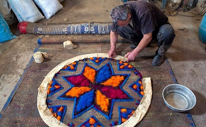 نمدبافی یا نمدمالی
