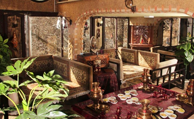 کافه رستوران دنج