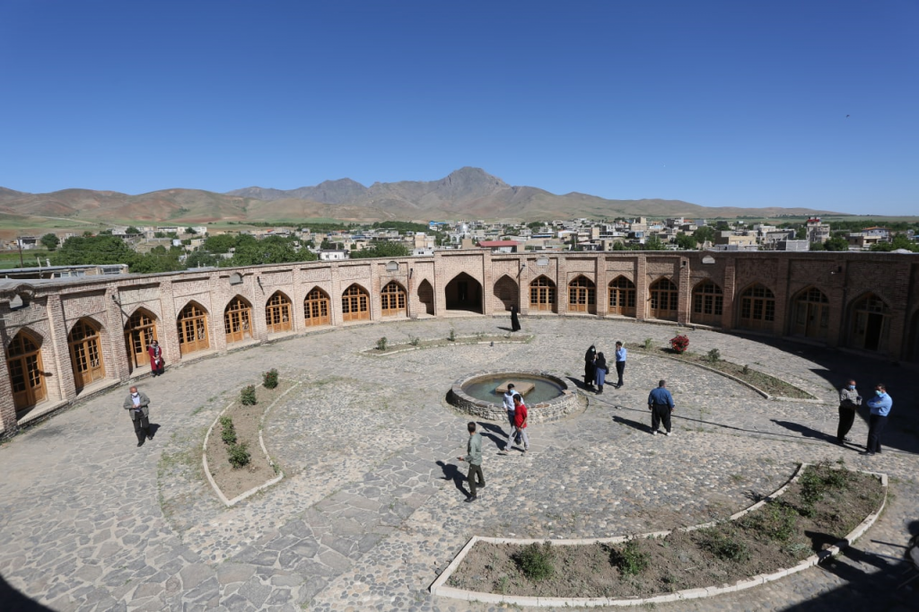 جاهای دیدنی همدان کجاست