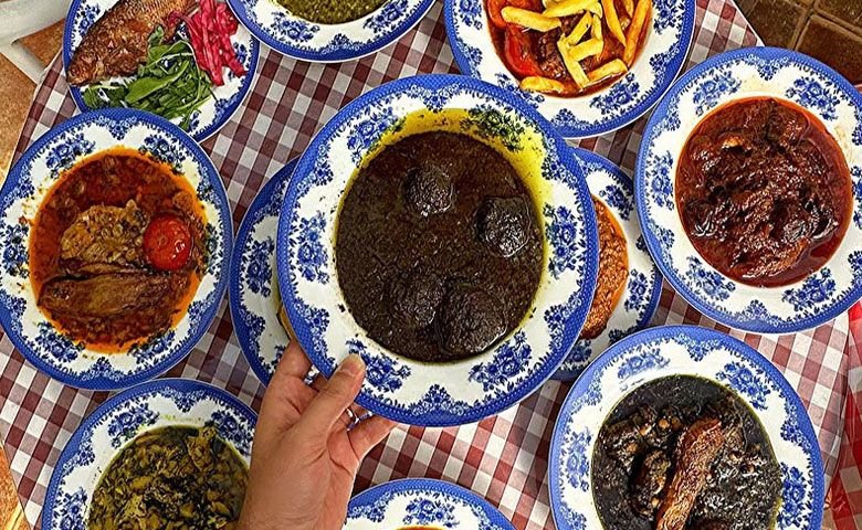 غذاها-و-شیرینی‌-های-محلی-جواهرده-رامسر.jpg