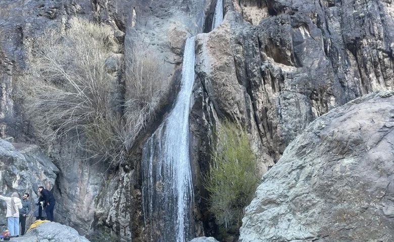 تفریحات-روستای-طامه.jpg