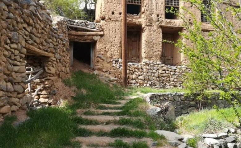 آب-‌و-هوای-روستای-طامه.jpg