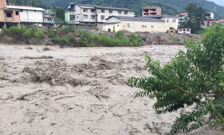 وقوع سیل در مناطق روستایی مازندران و گلستان؛ بایدها و نبایدها مقابله با سیل