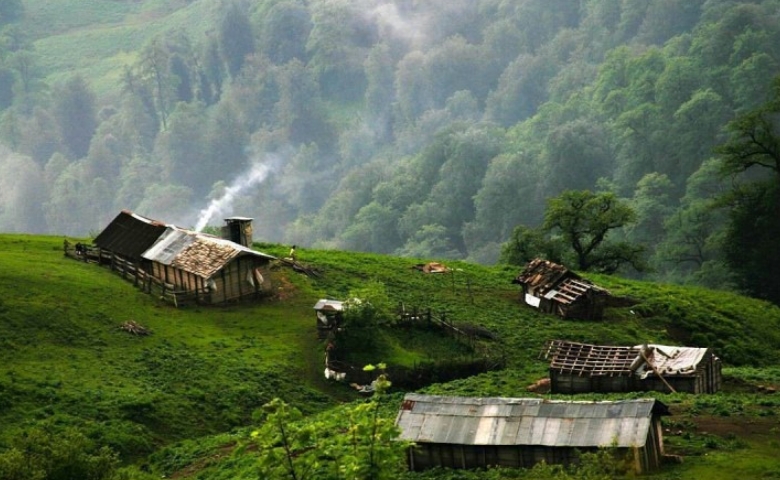 بهترین فصل سفر به فومن