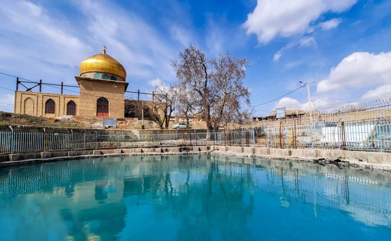 چشمه آب گرم ایوب پیغمبر
