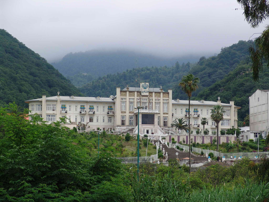 نام این هتل‌ها در تاریخ ثبت شده‌اند