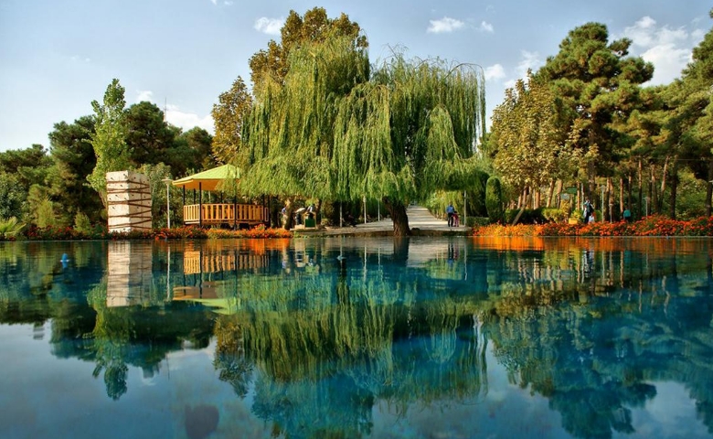 قسمتهای تفریحی پارک ساعی