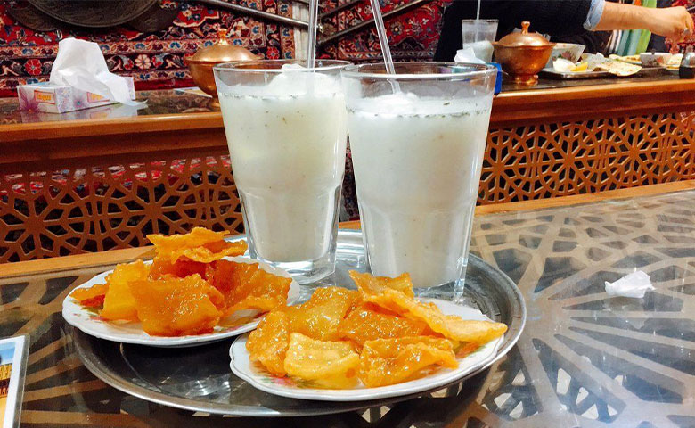 گوشفیل و دوغ، طعم عجیب شور و شیرین