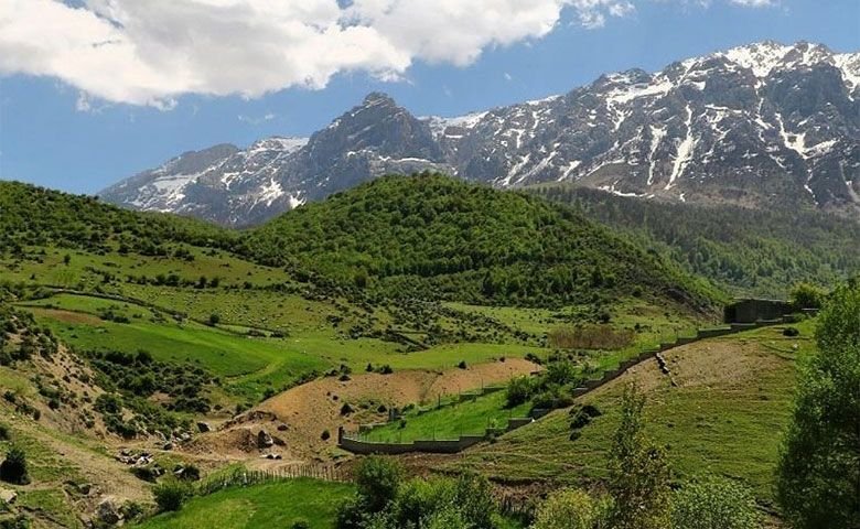 روستای سله بن فیروزکوه؛ مقصدی جذاب برای دوستداران طبیعت | جاباما
