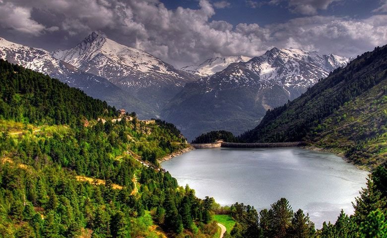 ۶ شهر مناسب برای سفر در شهریور که مقصد جذابی هستند