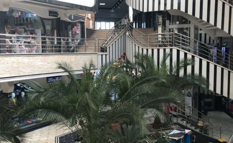 مجتمع تجاری و تفریحی پارادایس لاهیجان